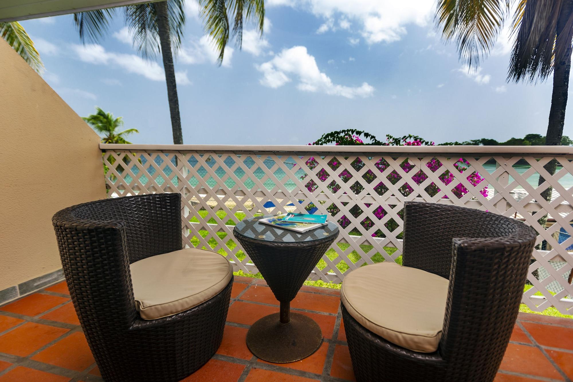 แกรฟตัน บีช รีสอร์ต Hotel Black Rock ภายนอก รูปภาพ