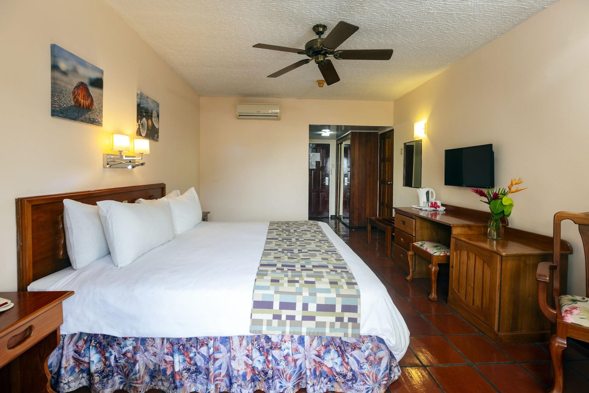 แกรฟตัน บีช รีสอร์ต Hotel Black Rock ภายนอก รูปภาพ