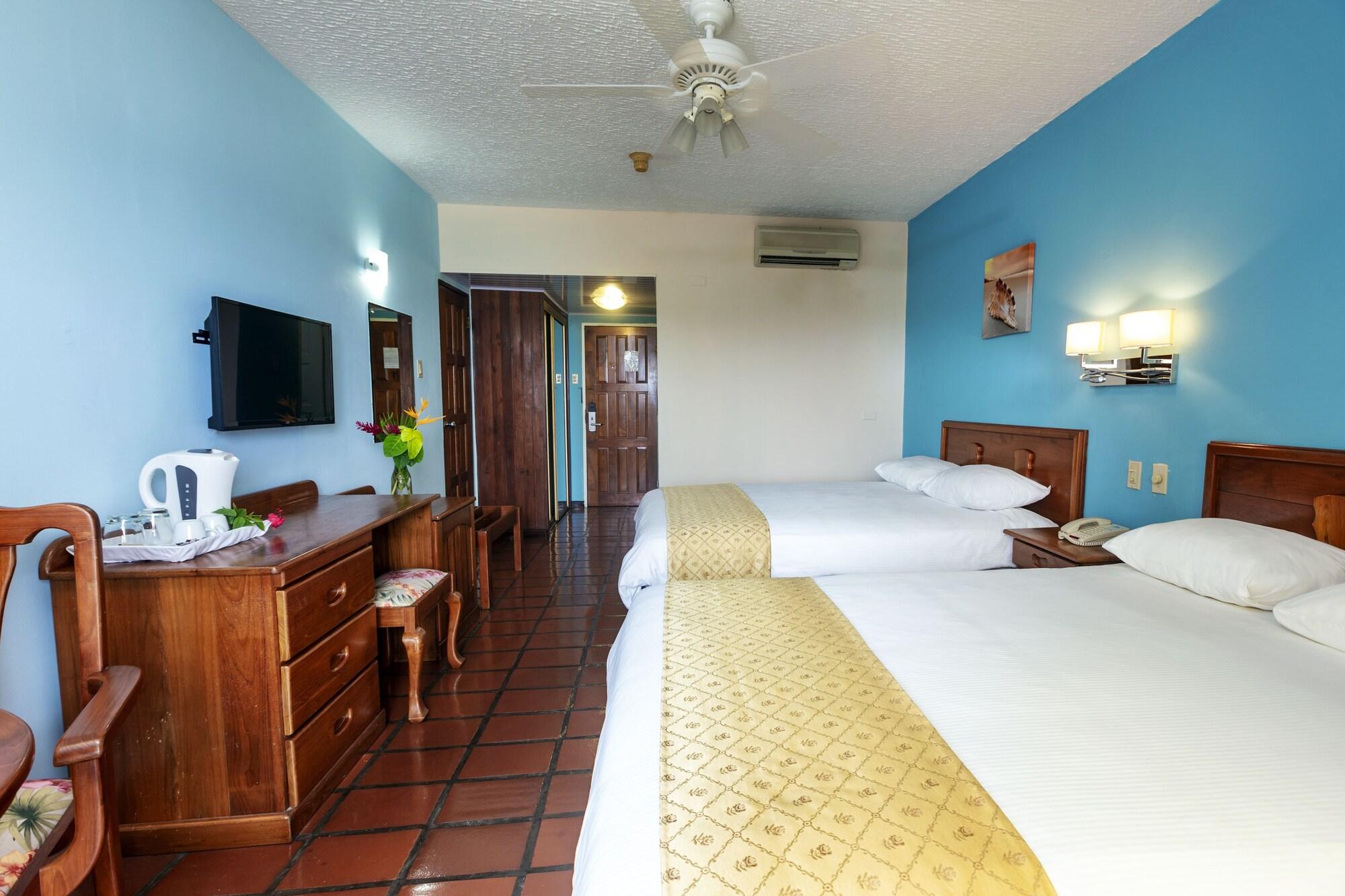 แกรฟตัน บีช รีสอร์ต Hotel Black Rock ภายนอก รูปภาพ